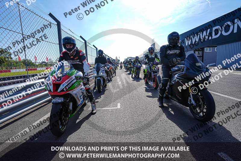 donington no limits trackday;donington park photographs;donington trackday photographs;no limits trackdays;peter wileman photography;trackday digital images;trackday photos